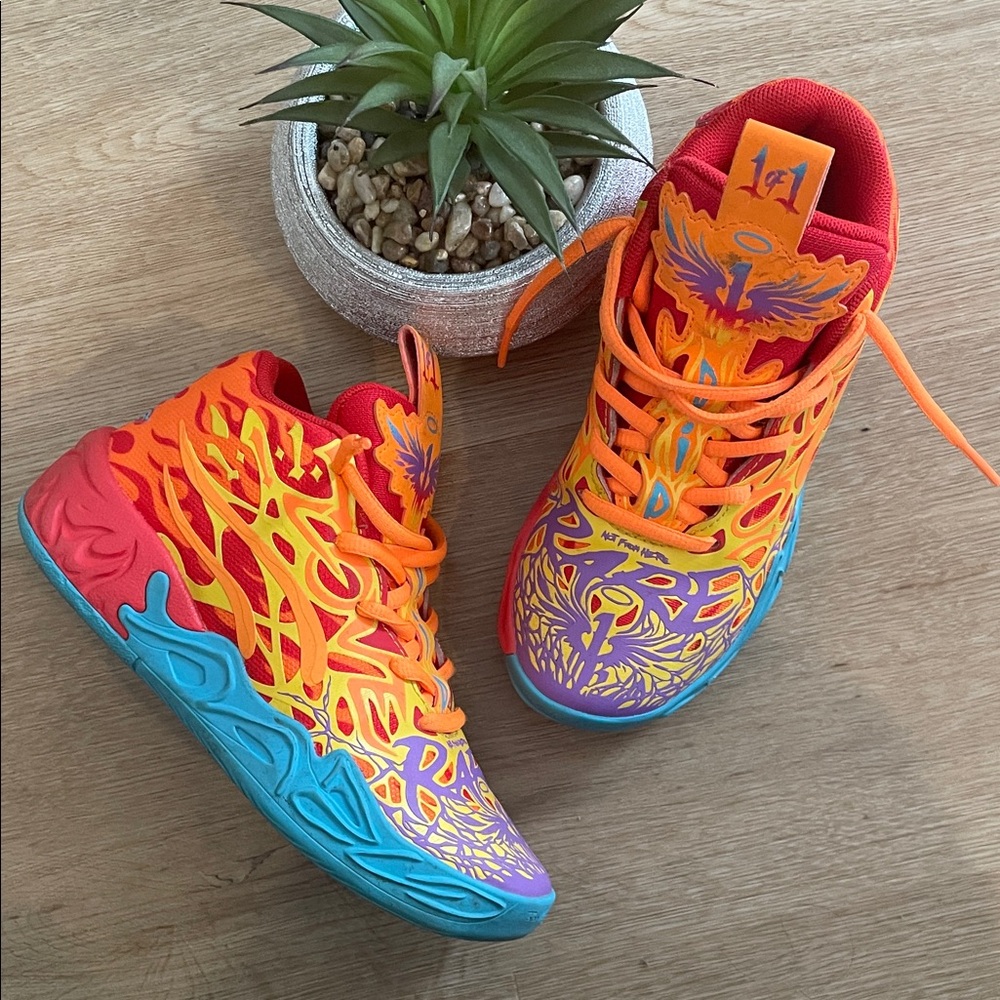 Puma x Lamelo.
